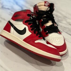Kids lost & found Jordan 1’s